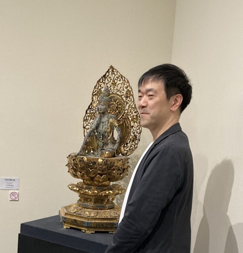 九千房政光氏の仏像彫刻と御本人