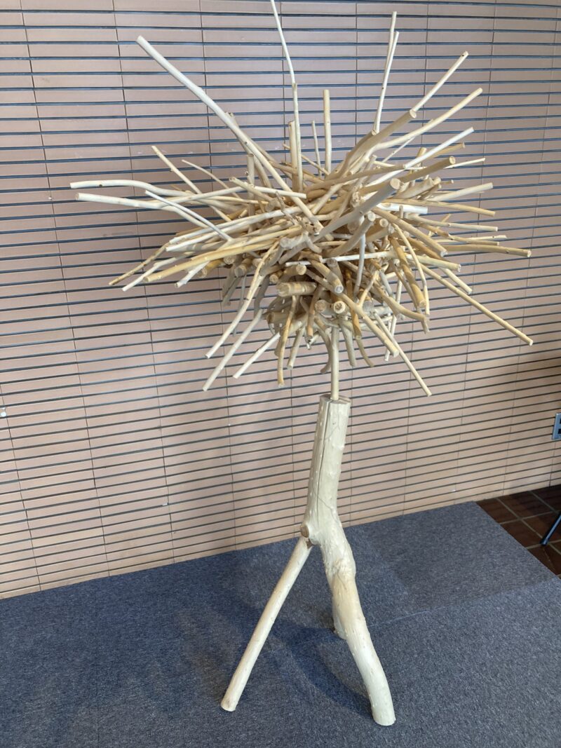 旭川美術館「砂澤ビッキ」樹華のミニチュア